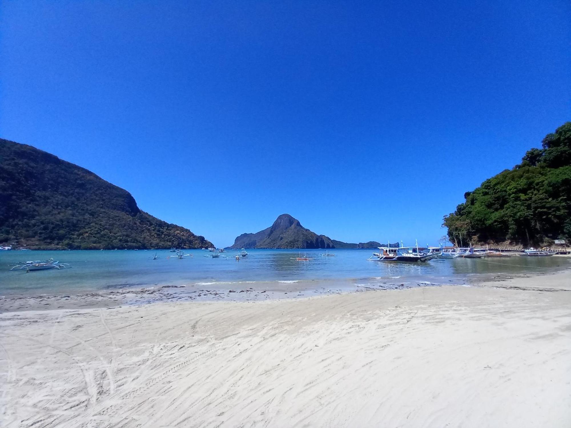 Sun Valley Backpackers Inn El Nido Eksteriør billede