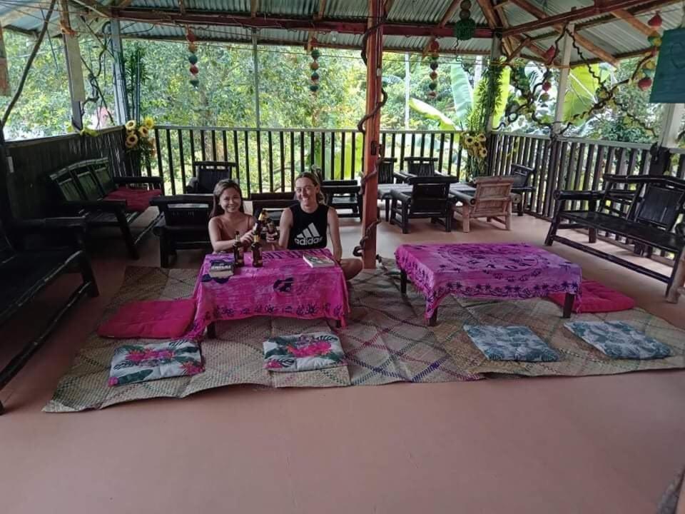 Sun Valley Backpackers Inn El Nido Eksteriør billede